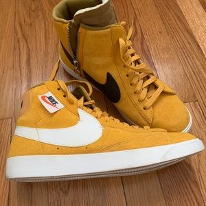 Nike Blazer Mid Rebel Yellow